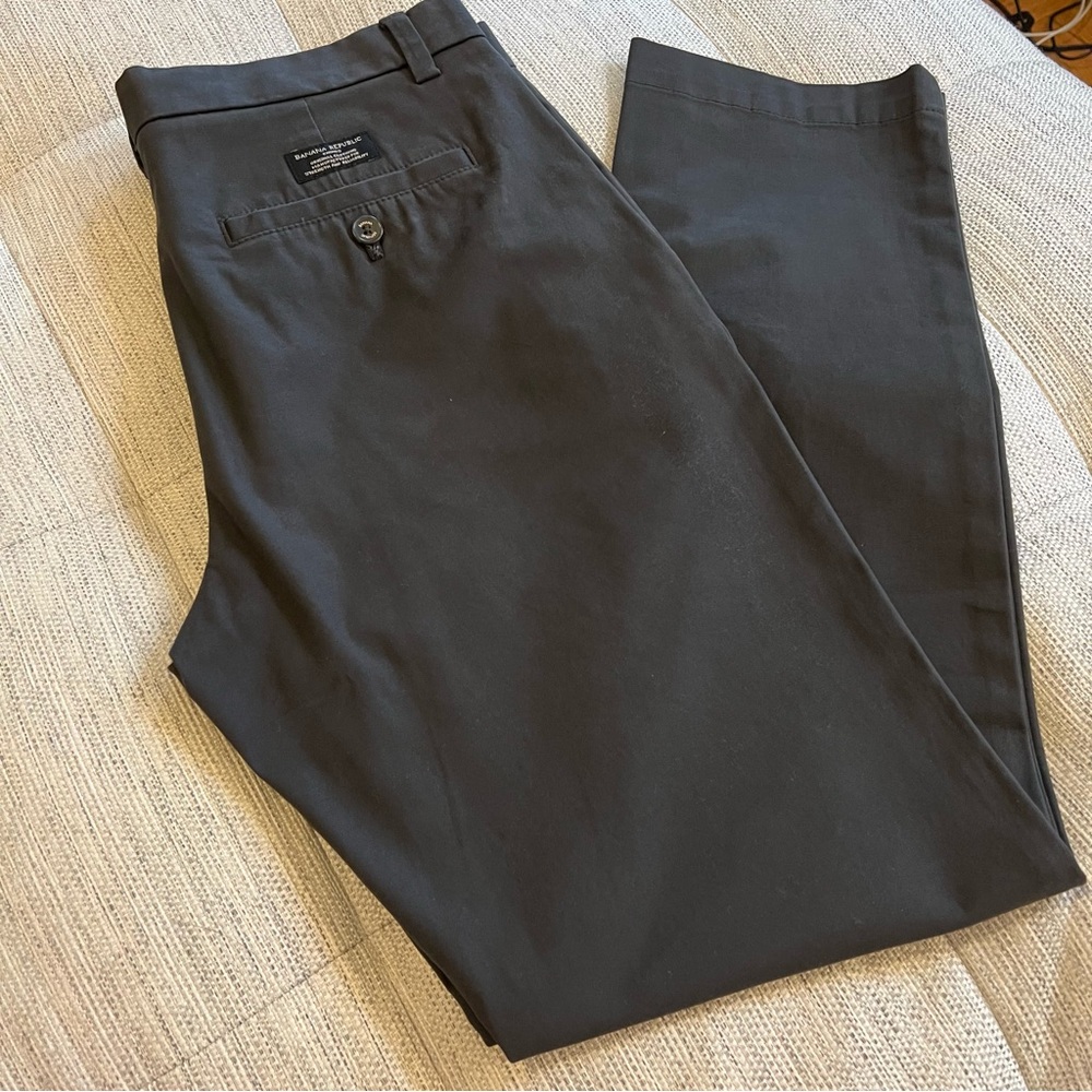 Banana Republic Aiden Chinos